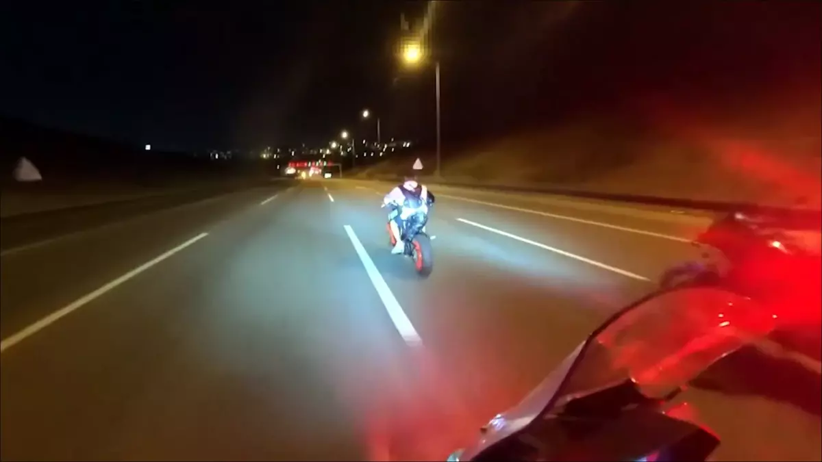 17 motosiklet surucusu yakalandi SwHFcZTu