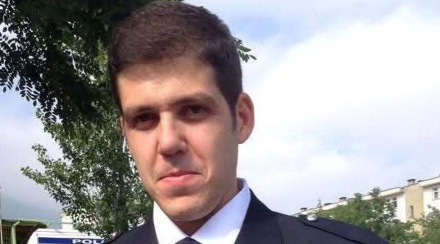 Rahatsızlanan eşi için izin isteyen polis, trafik kazasında hayatını kaybetti