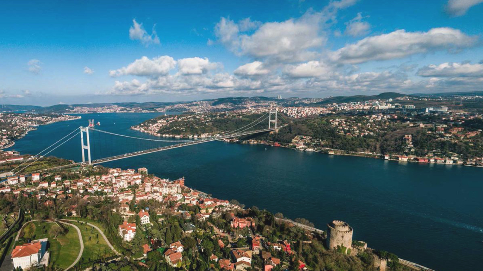 turizm bakani ersoy ilk 9 ayda sadece istanbula gelen turist sayisi 135 milyona ulasti sQkty6Ha