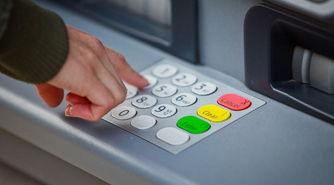 turkiyenin dev bankasinda iban krizi islem yapamayanlar soke oldu nGUTJ4UE