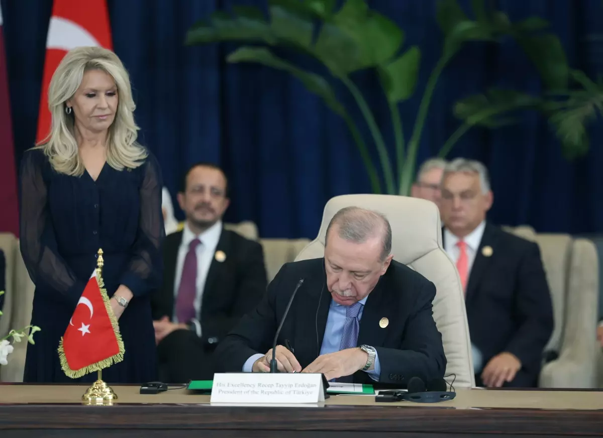 cumhurbaskani erdogan sarm el seyh anlasmasi imza torenine katildi Eaq94XI7.jpg